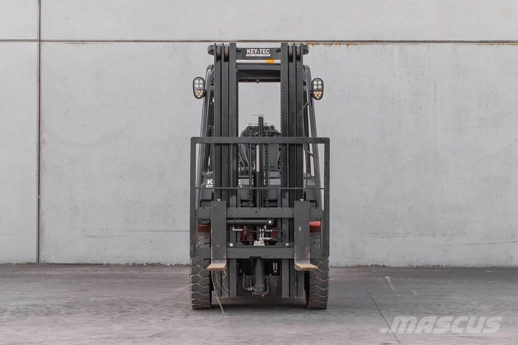 Manitou MI 25 D 柴油卡車