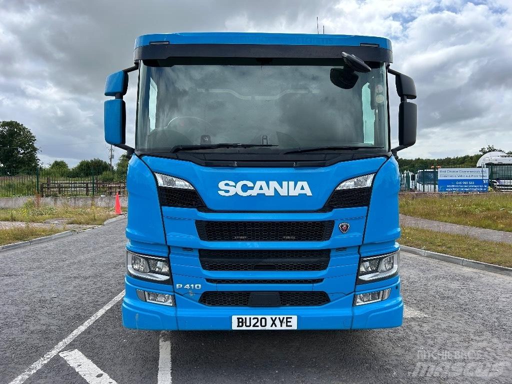 Scania P 410 平板 / 絞盤 卡車