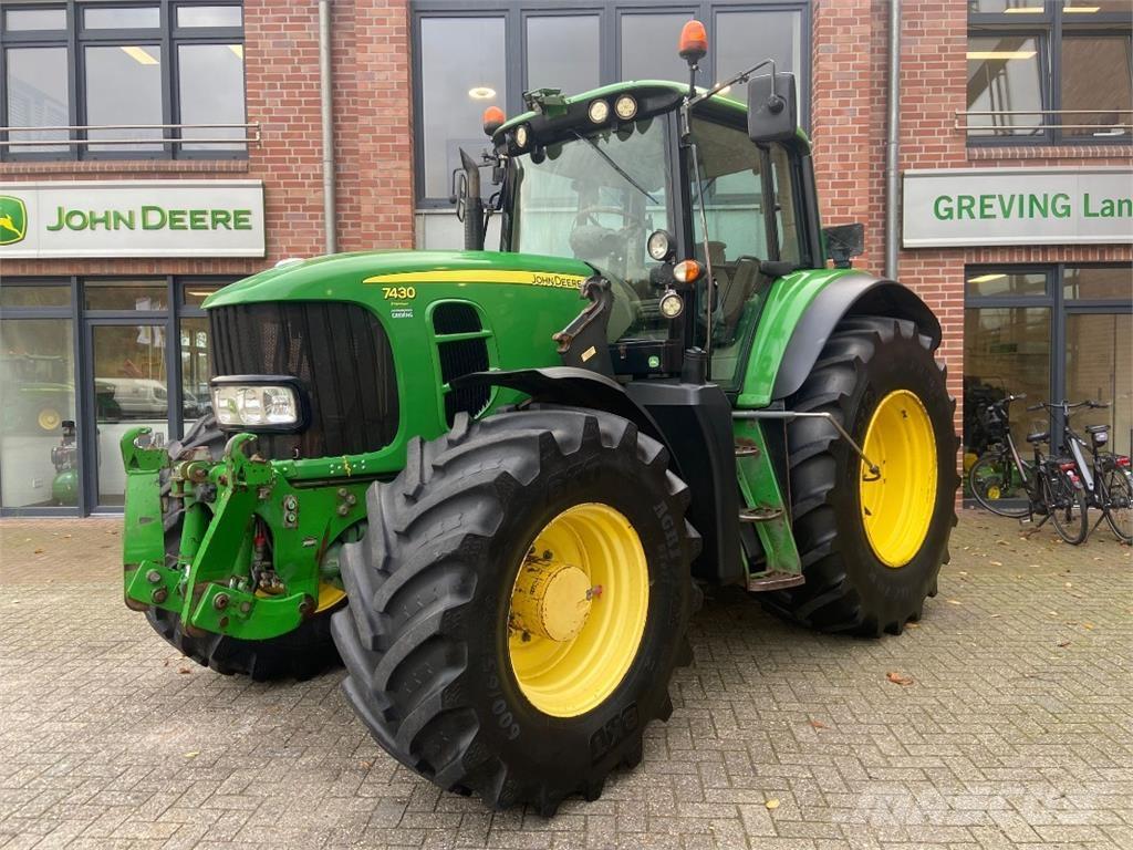John Deere 7430 曳引機