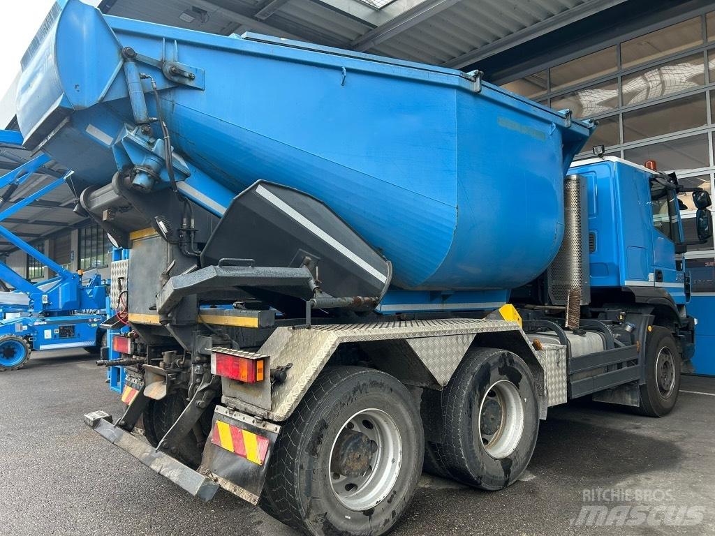 Iveco Trakker 450 裝載運輸卡車