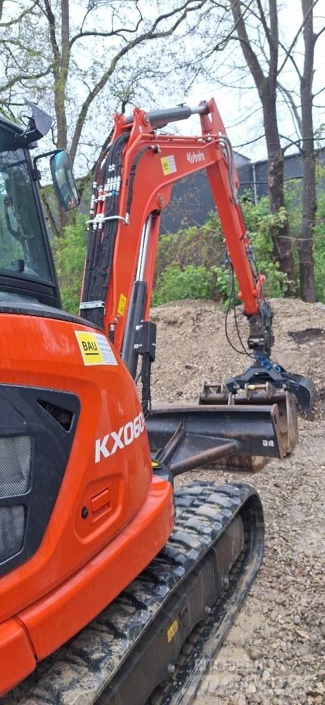 Kubota KX 060-5 小型挖土機/掘鑿機<7t(小型挖掘機)