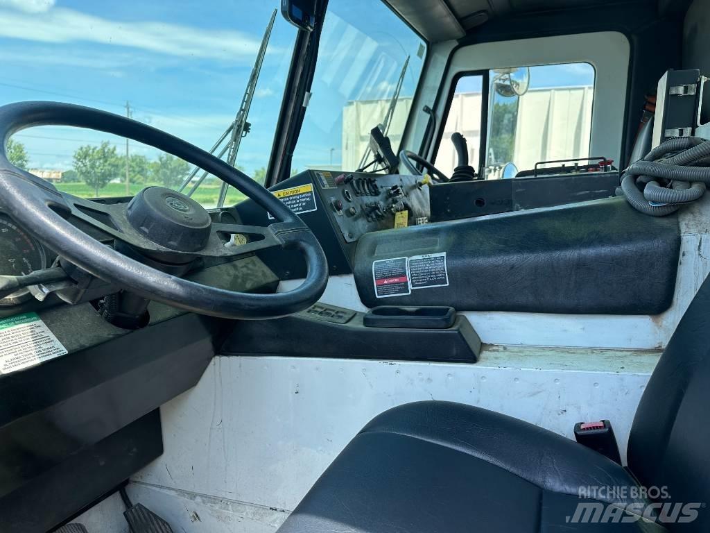 Mack LEU613 垃圾車
