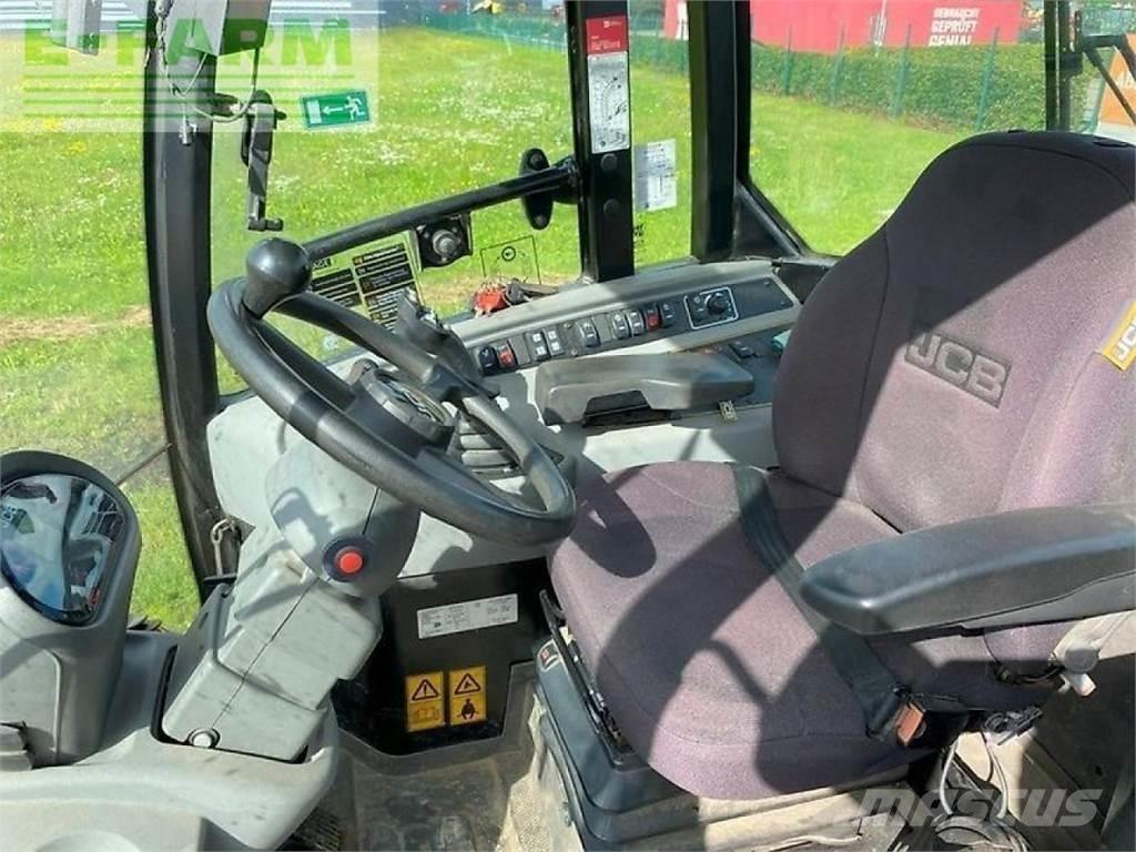 JCB tm 220 - 40 km/h 農業用伸縮臂裝載機