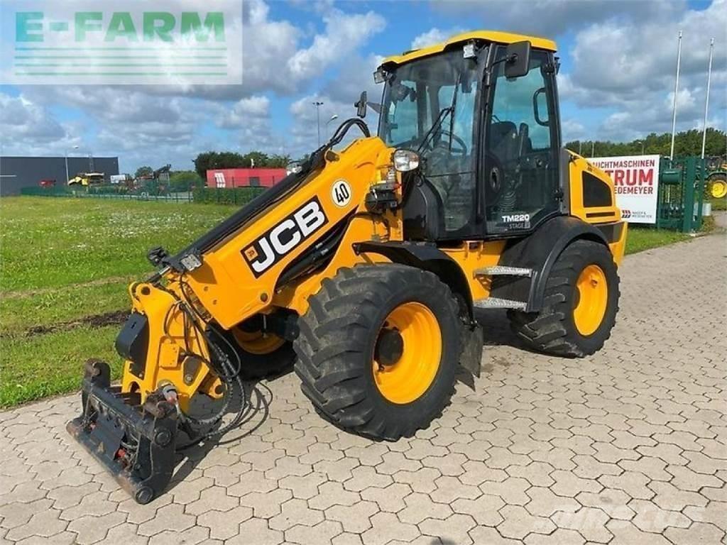 JCB tm 220 - 40 km/h 農業用伸縮臂裝載機