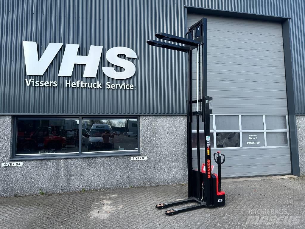 Manitou ES 112 Easy 行走控制式堆積機