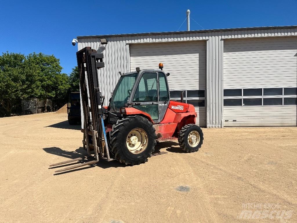 Manitou M 26.4 越野車