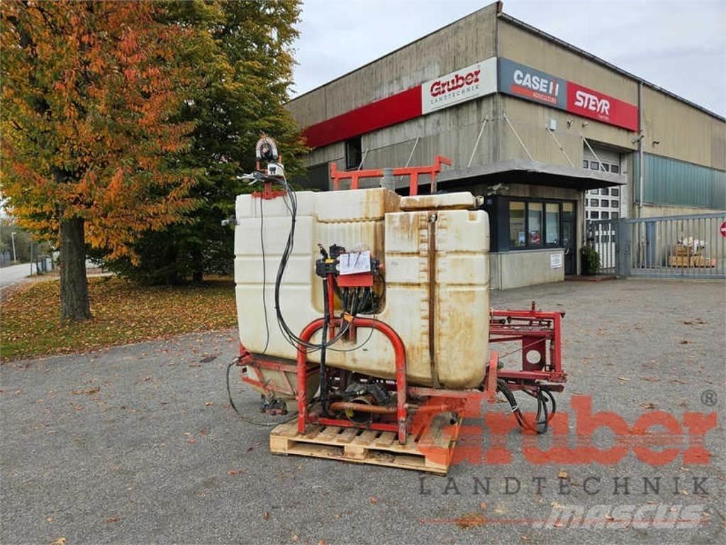 Holder IS 1000 牽引式噴霧機