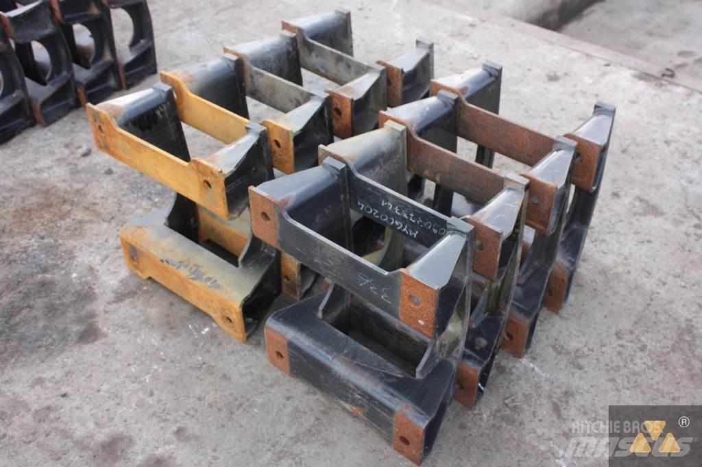 CAT Trackguards 底盤和懸架