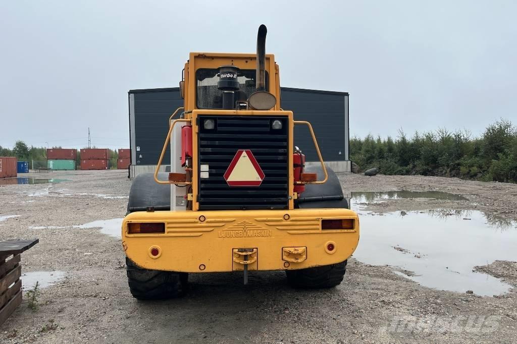 Ljungby L 17 輪胎式裝載機