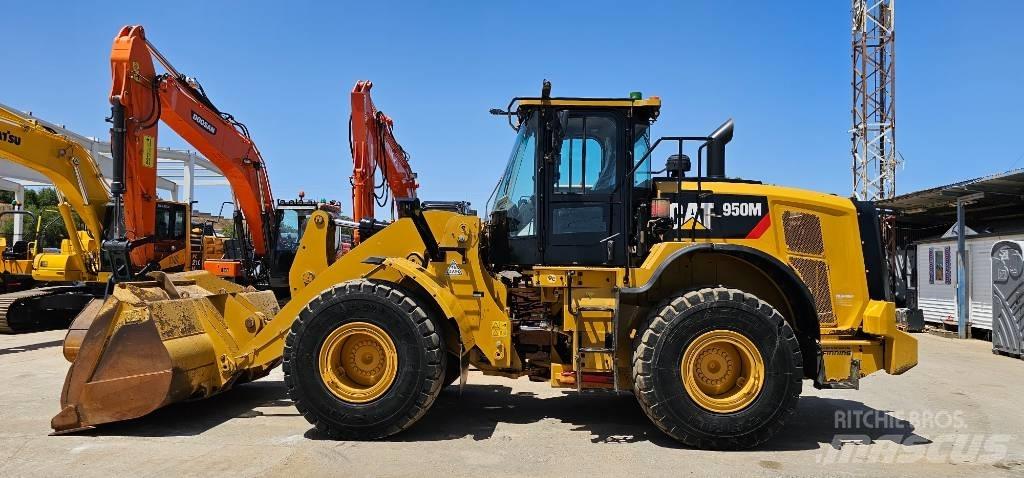 CAT 950 輪胎式裝載機