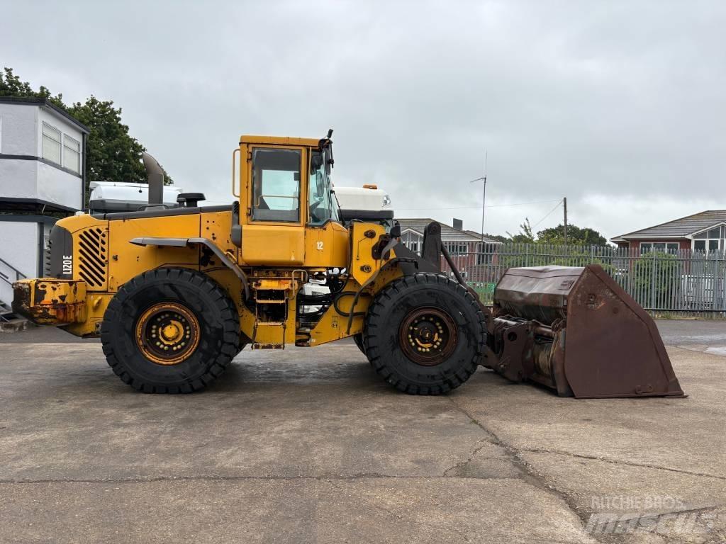 Volvo L 120 E 輪胎式裝載機
