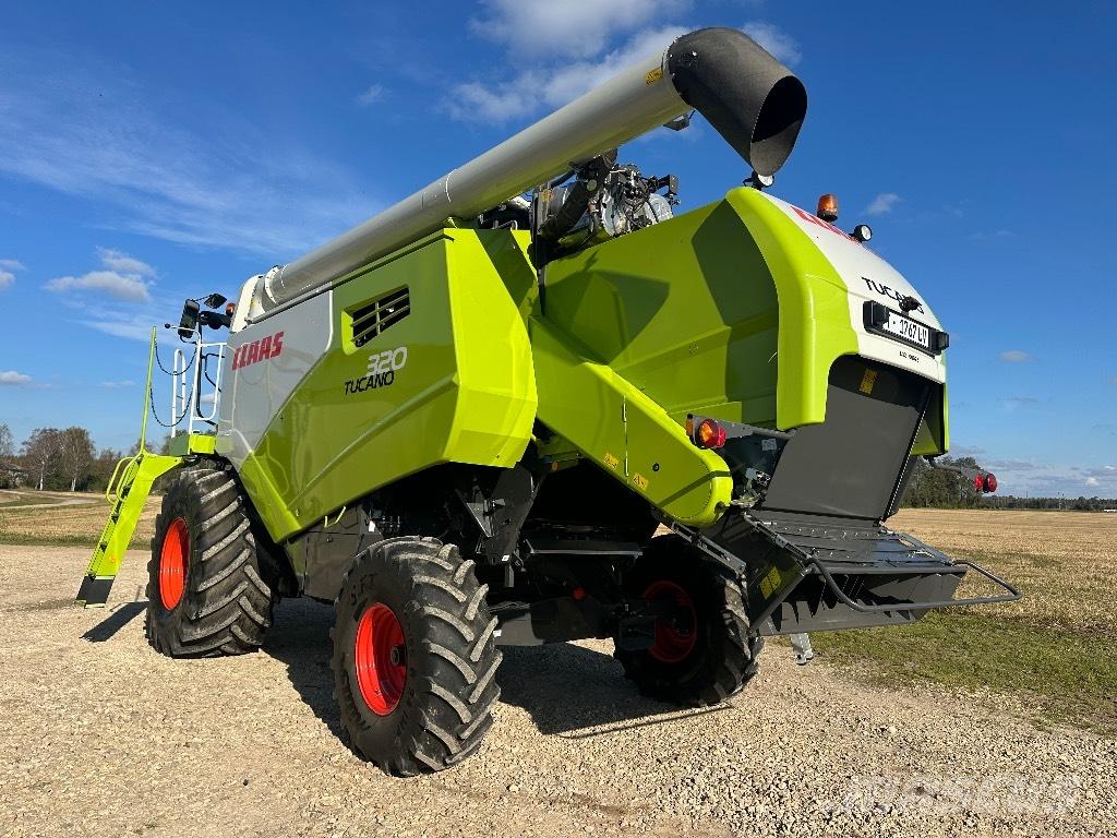 CLAAS Tucano 320 聯合收穫機