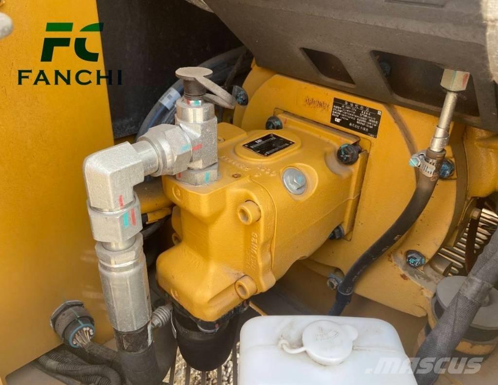 CAT 306 小型挖土機/掘鑿機<7t(小型挖掘機)