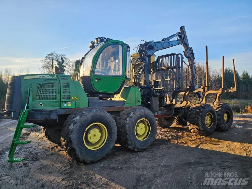 John Deere 1910 E 集運機