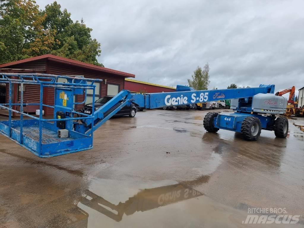 Genie S 85 4WD 伸縮臂高空作業車