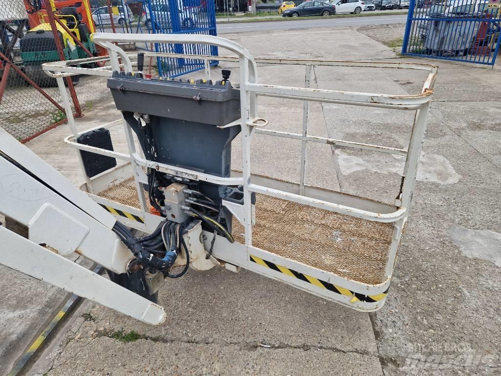JLG 860 SJ 伸縮臂高空作業車