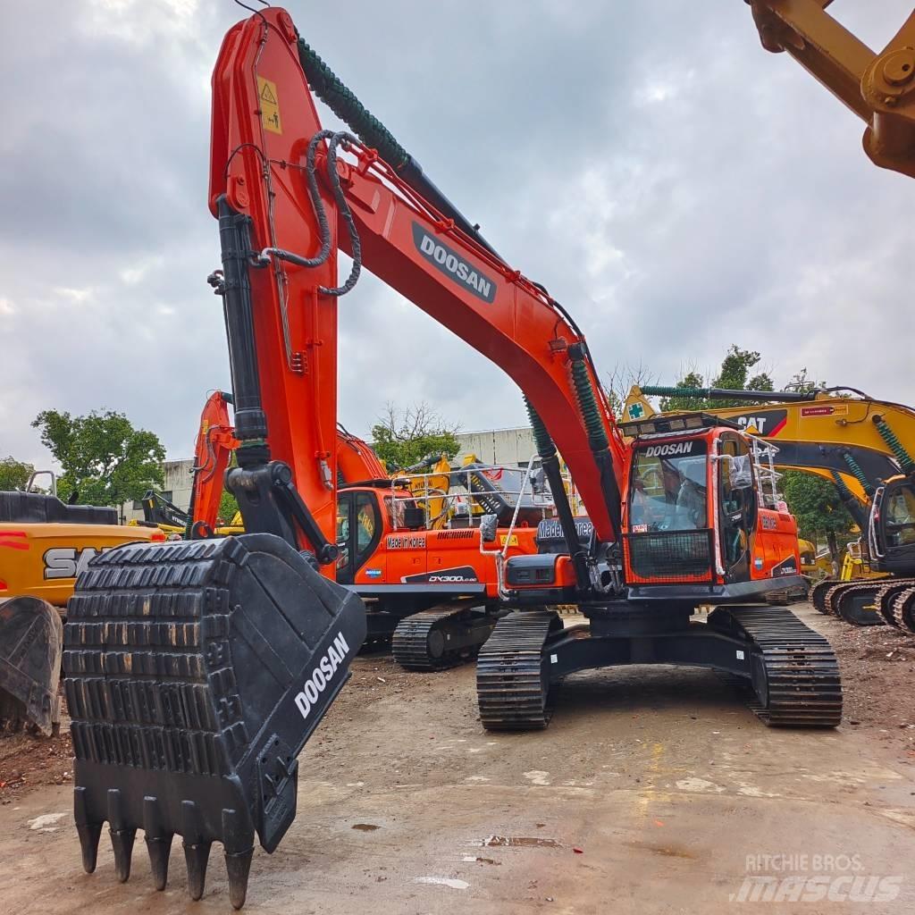 Doosan DX 300 LC 履帶式 挖土機/掘鑿機/挖掘機