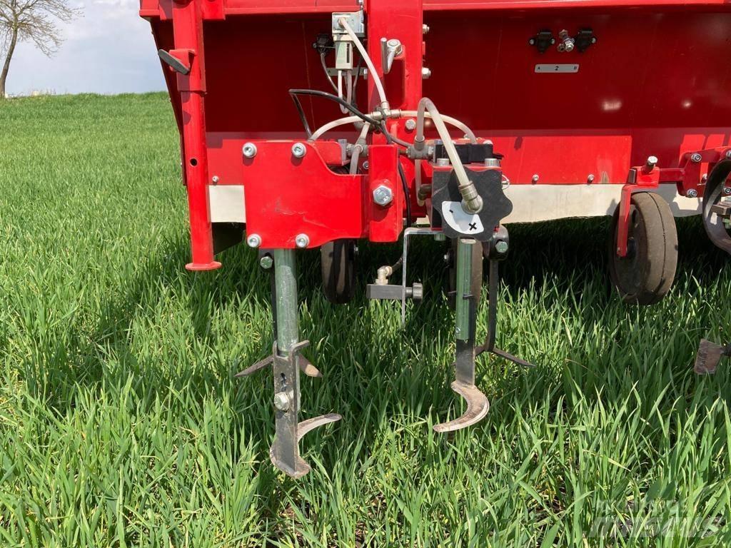 Steketee IC Weeder 行栽作物中耕機