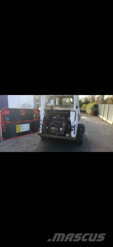 Bobcat T 590 滑移轉向裝載機