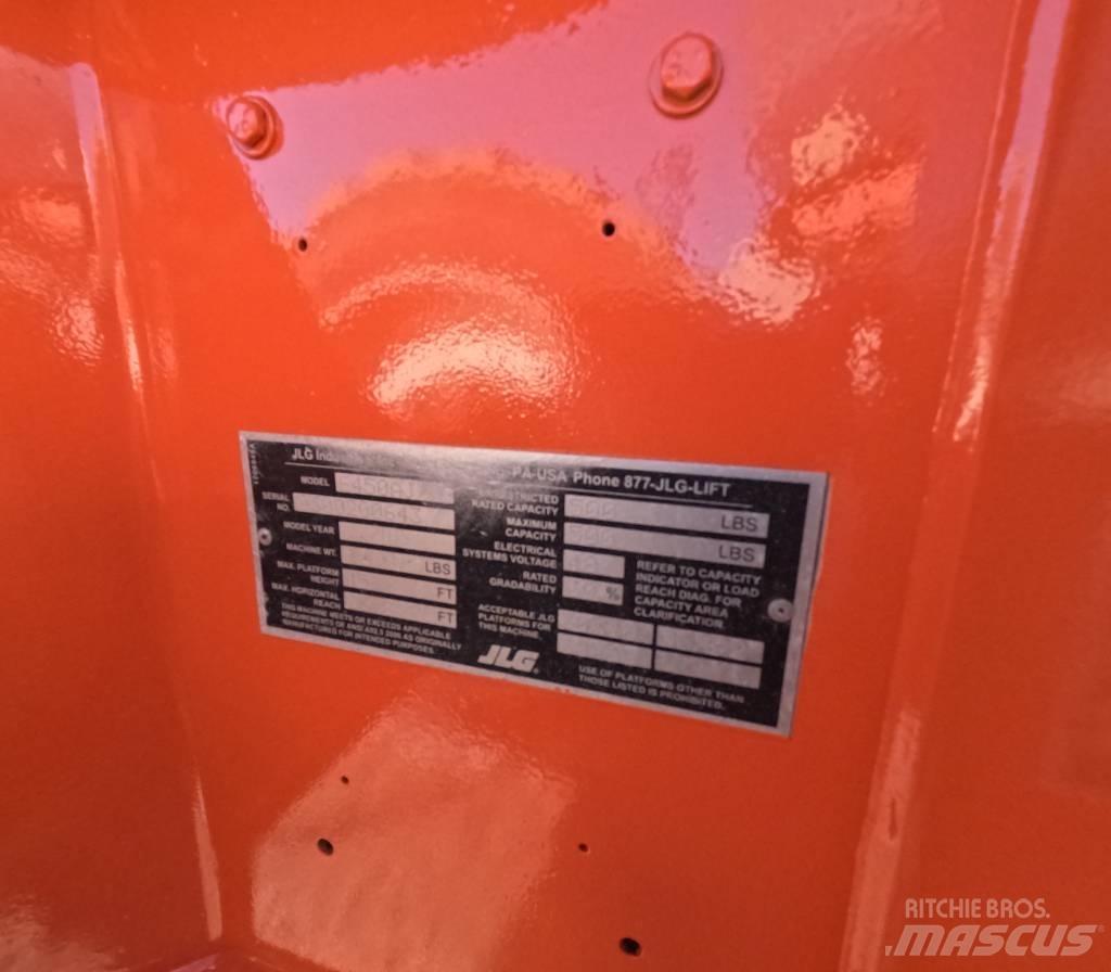 JLG E 450 AJ 曲臂高空作業車