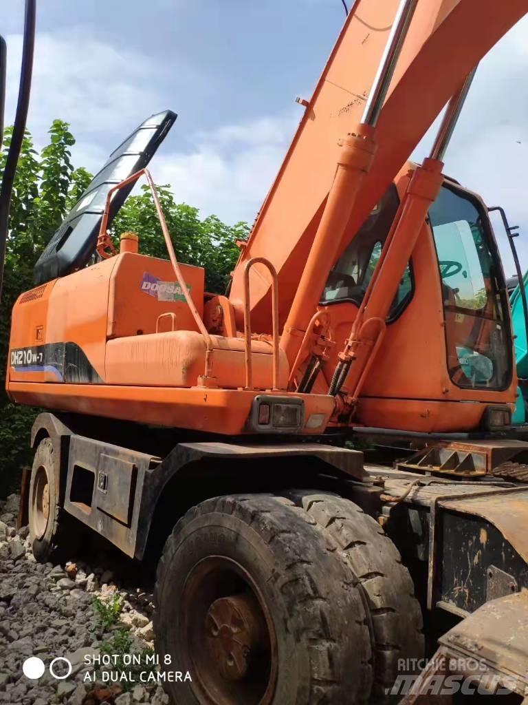 Doosan DH210W-7 旋轉式挖土機/掘鑿機/挖掘機