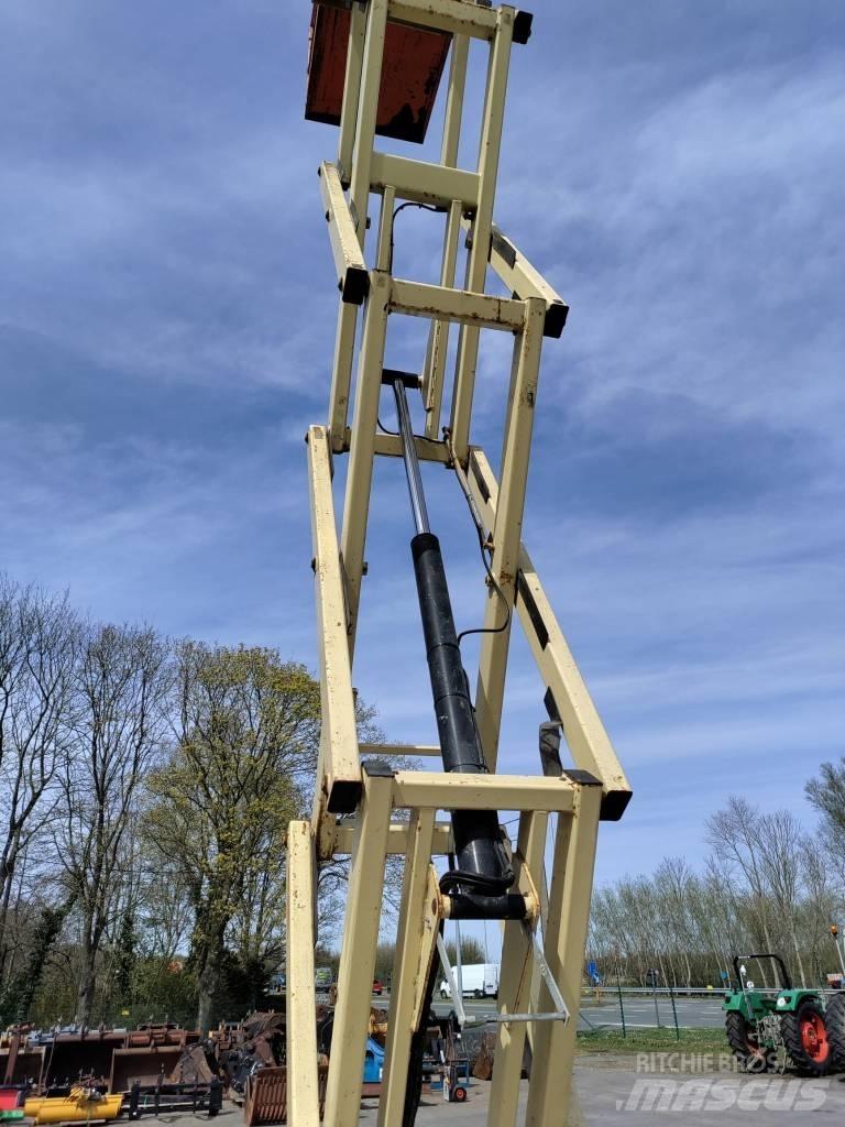 JLG 2646 E 3 剪式升降機