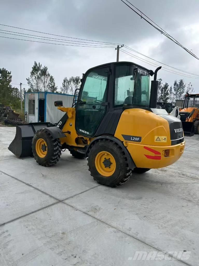 Volvo L 20 F 輪胎式裝載機