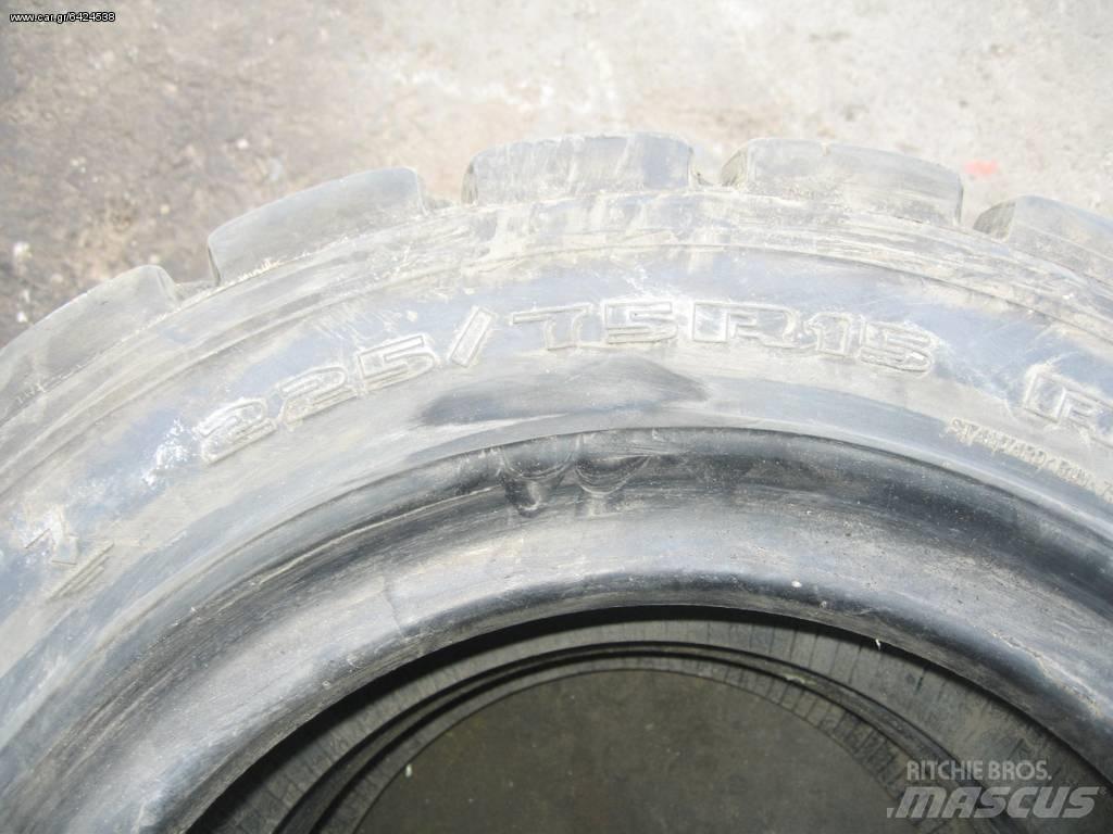  ΛΑΣΤΙΧΑ 28Χ9R15 輪胎、車輪和輪圈