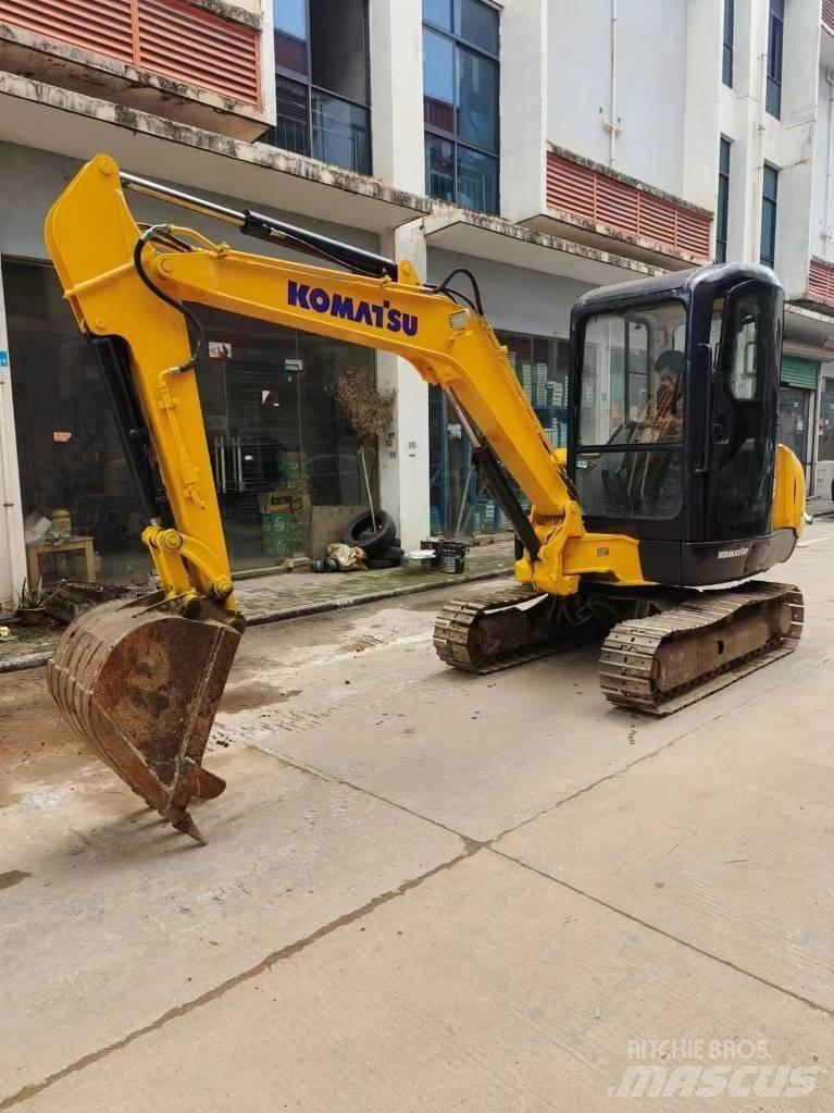 Komatsu PC 35 R-8 小型挖土機/掘鑿機<7t(小型挖掘機)