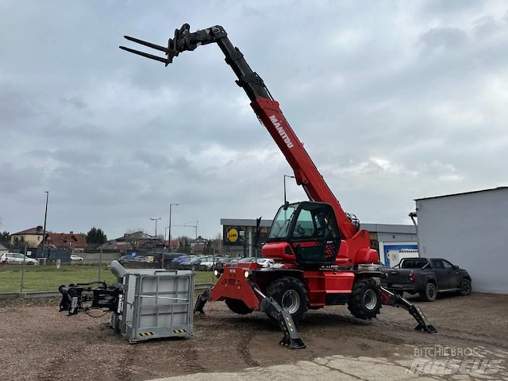 Manitou MRT 2145 伸縮臂操作車