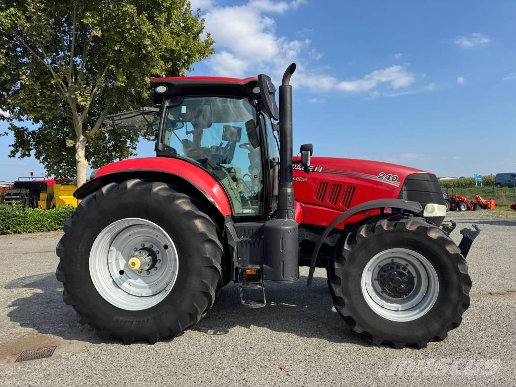 Case IH Puma 240 CVX 曳引機