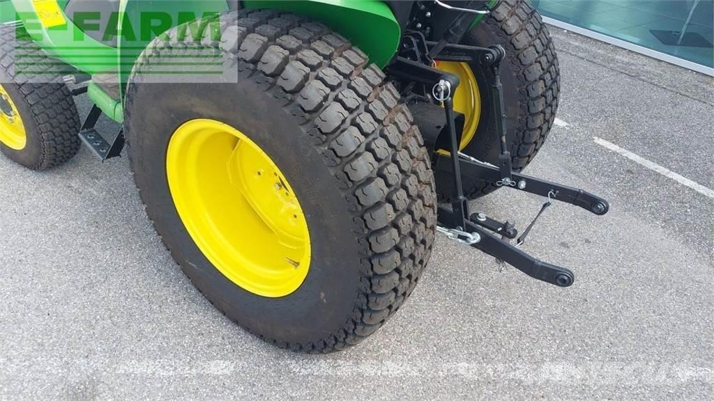 John Deere 3025E 曳引機