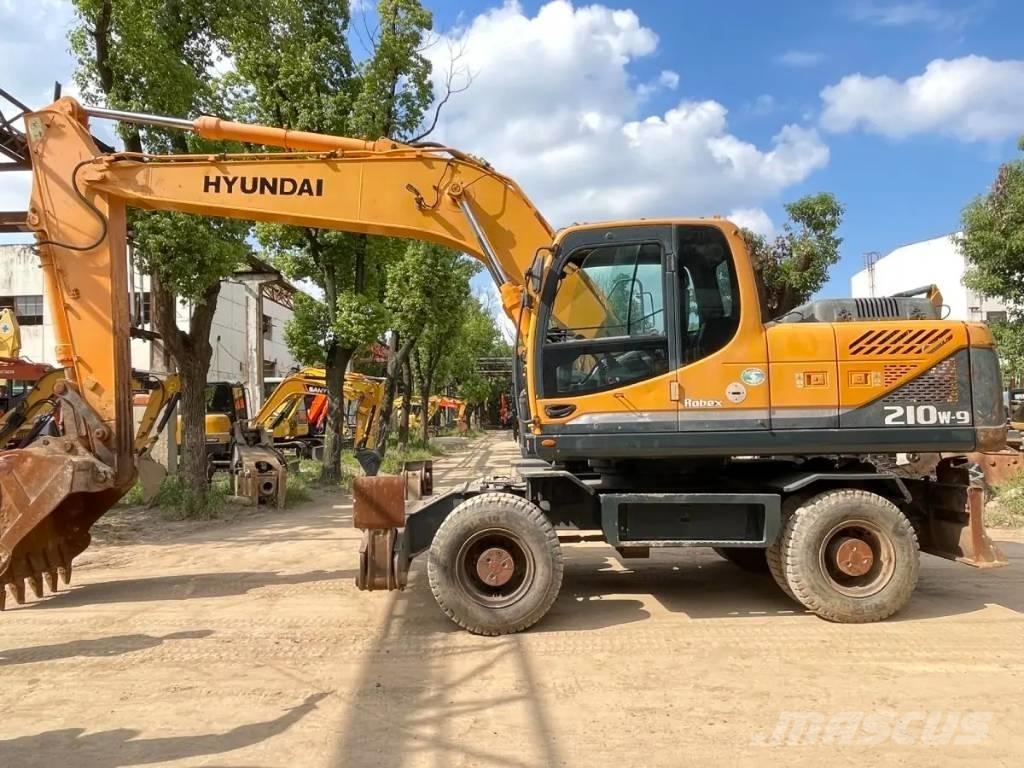 Hyundai R210W-9 旋轉式挖土機/掘鑿機/挖掘機