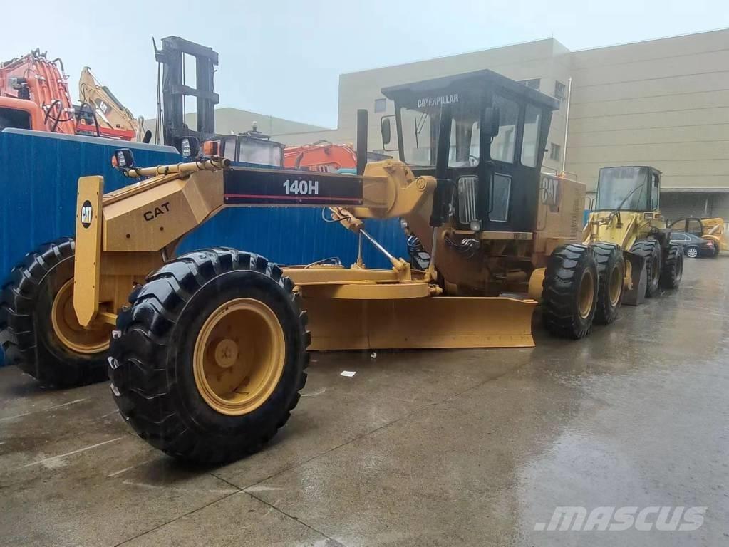 CAT 140 H 平土機