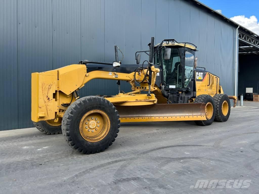 CAT 140M 平土機