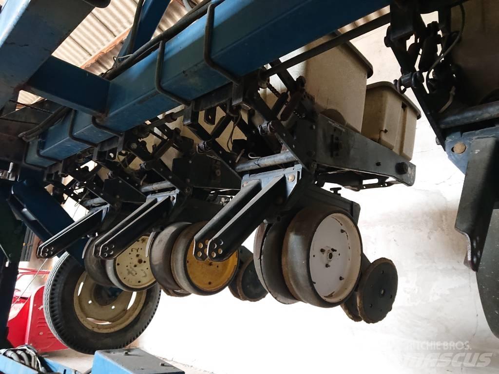 Kinze 2300 精密播種機
