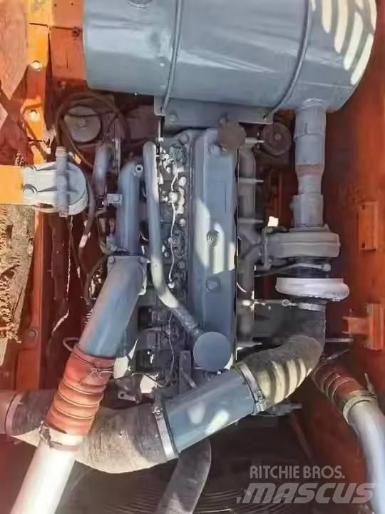 Doosan DX225LC 履帶式 挖土機/掘鑿機/挖掘機