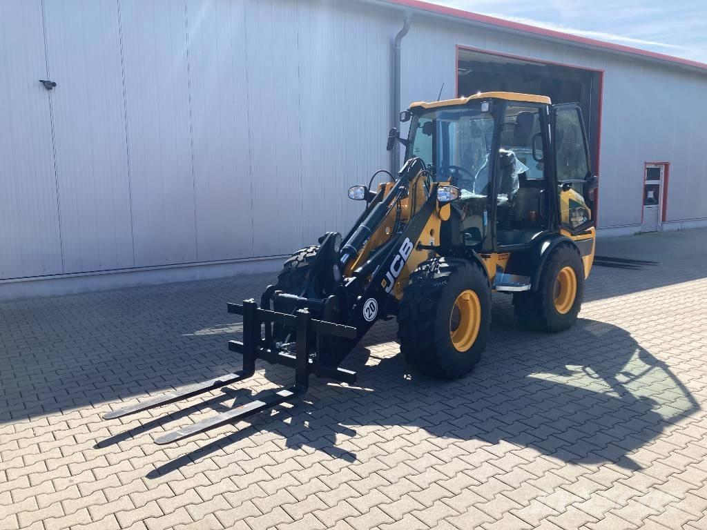 JCB 407 輪胎式裝載機
