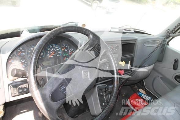 Altec AM855 卡車裝載高空作業車