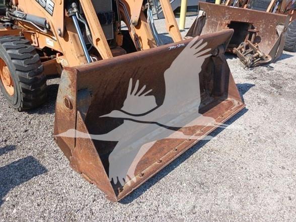 CASE 580N 反鏟裝載機