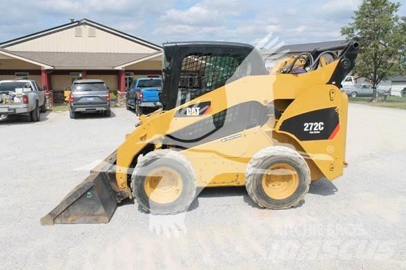 CAT 272C 滑移轉向裝載機