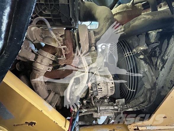 CAT 420F2 IT 反鏟裝載機