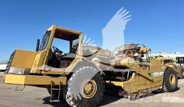 CAT 615C II 刮土機
