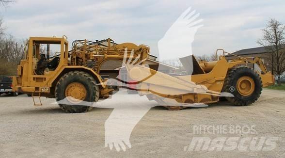 CAT 621F 刮土機