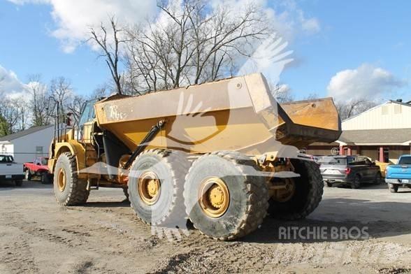 CAT 745C 鉸接式起吊車