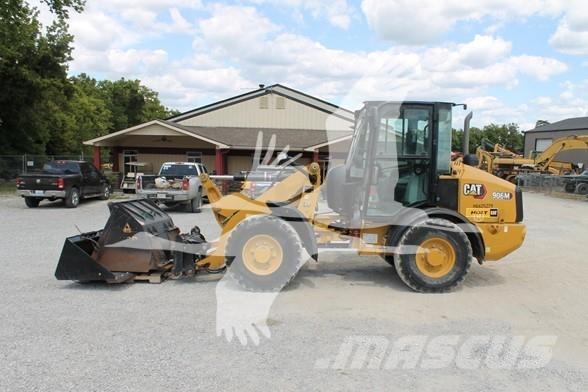 CAT 906M 輪胎式裝載機