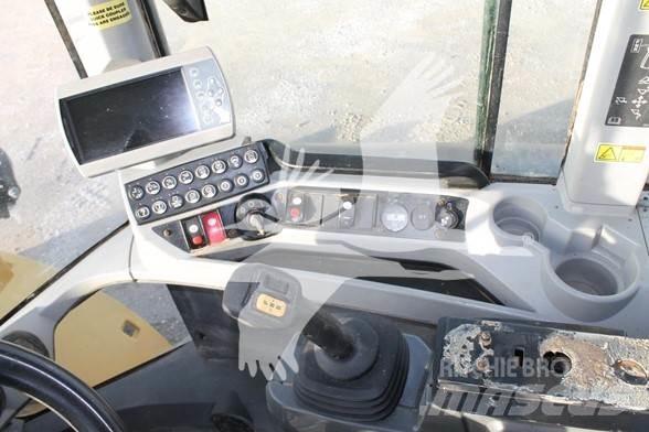 CAT 924K 輪胎式裝載機