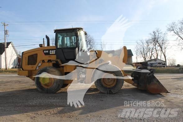 CAT 924K 輪胎式裝載機