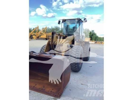 CAT 928G 輪胎式裝載機