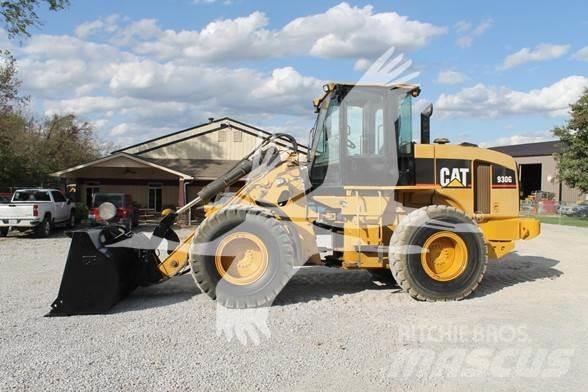 CAT 930G 輪胎式裝載機